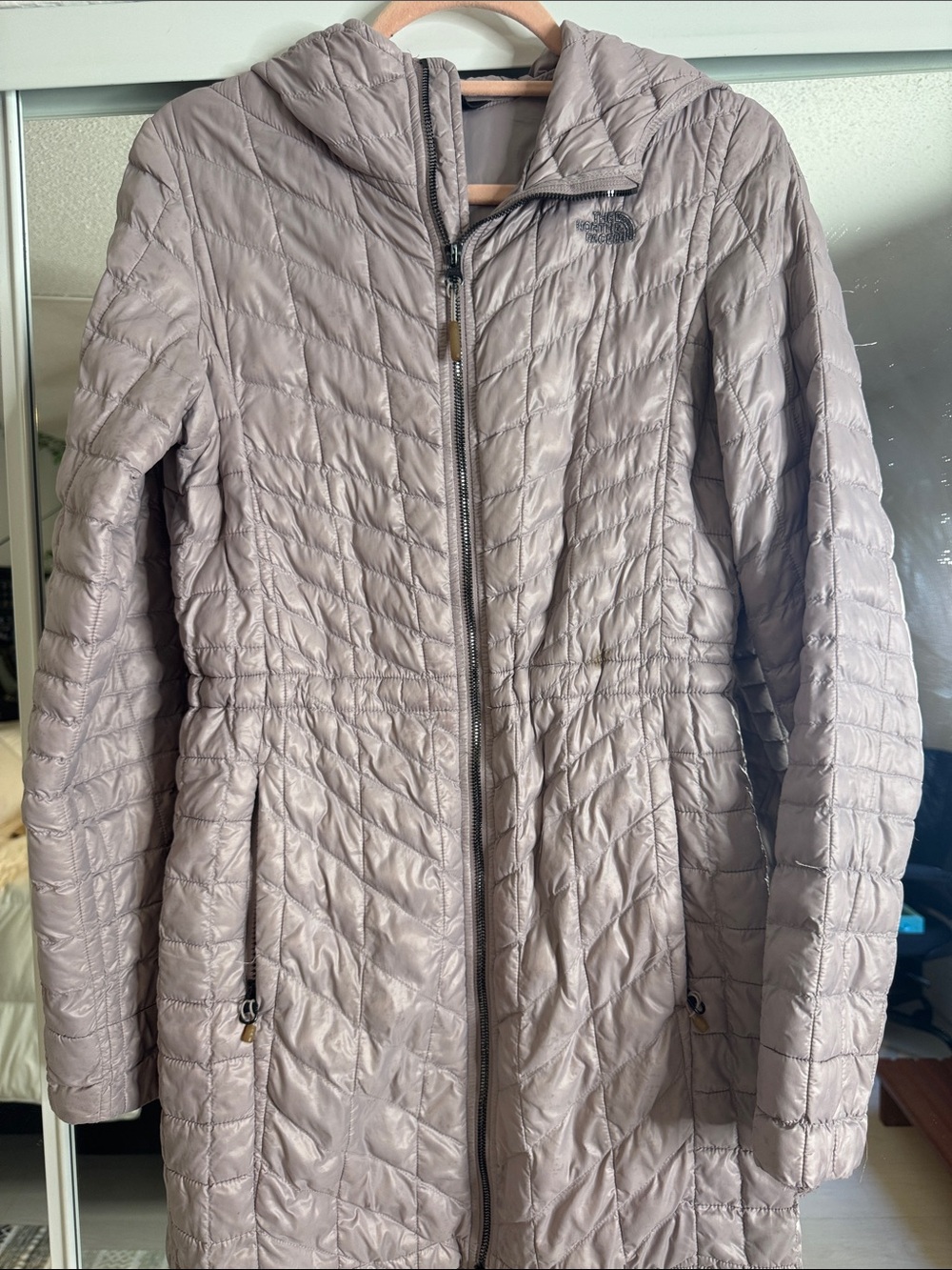 The North Face Women's Quilted Hooded Puffer Coat in Taupe